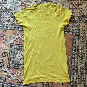Lululemon Swiftly Tech Short Sleeve